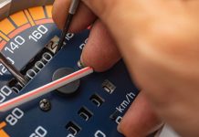 What are the most common car buying scams?