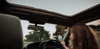 How to safely sell a car?